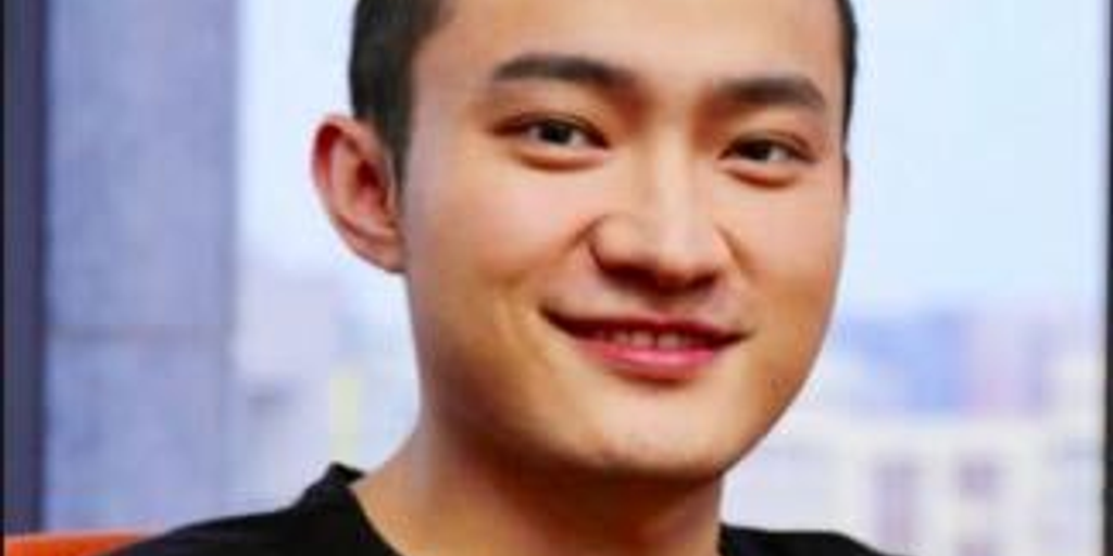 Inflation? Justin Sun Eats Banana He Bought for .2 Million