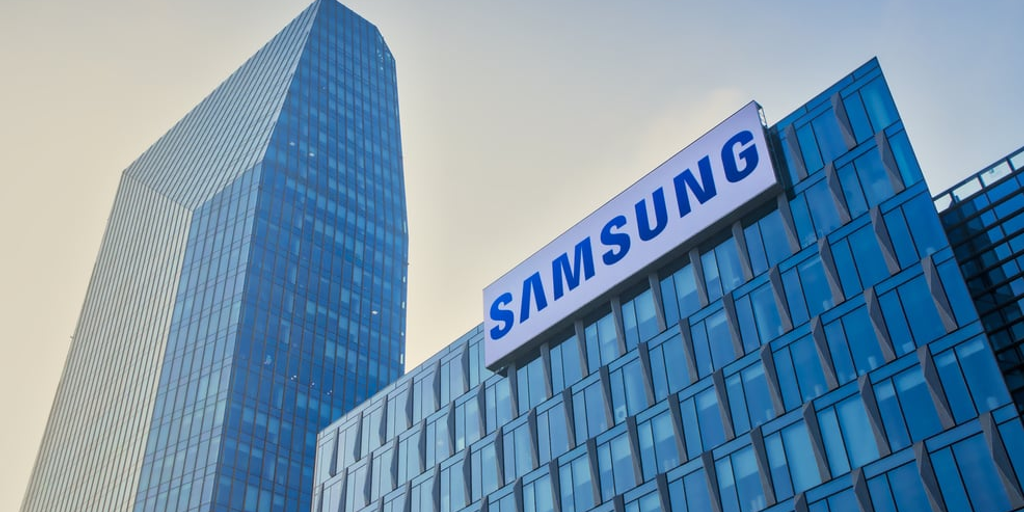 Fearing Leaks, Samsung Bans Employees From Using ChatGPT - Decrypt