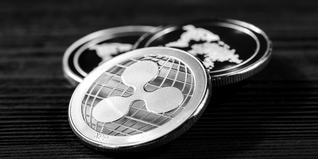 Kraken, Crypto.com Join Coinbase in Relisting XRP After Court Ruling