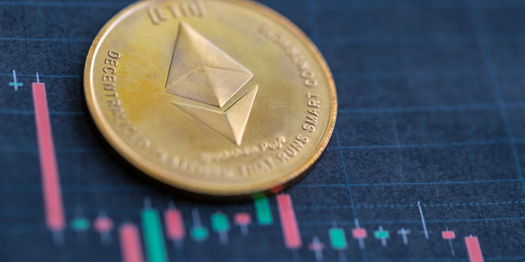 Ethereum Could Top ,000 Next Year Alongside Bitcoin Boom: Standard Chartered