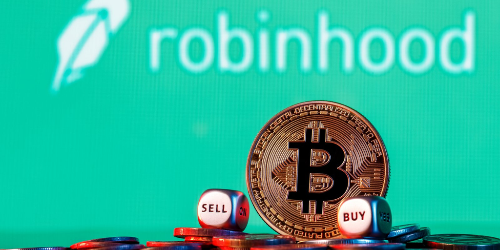 Robinhood CEO Decries ‘Regulatory Onslaught’ on Crypto, Vows to Fight SEC