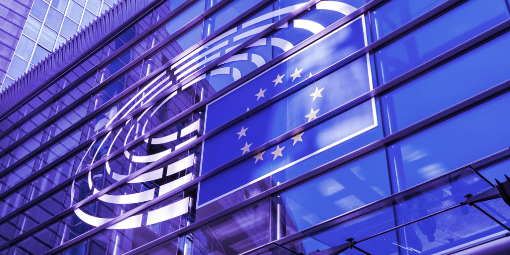 Top EU Commissioner: Some Crypto Advocates Favor ‘Dangerous’ Anti-Regulation Path