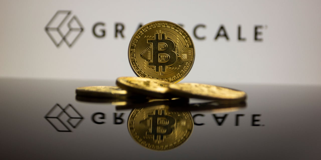 Bitcoin ETFs Lose Ground for First Time in Weeks, Weighed Down by Grayscale