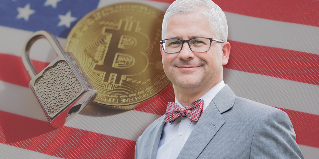 Stablecoin Bill Stymied, House Financial Services Chair Blames White House