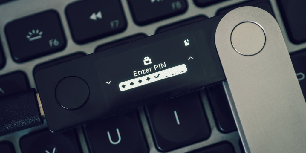 ‘Stop Using Dapps’: Ledger Library ‘Compromised’ With Wallet Drainer