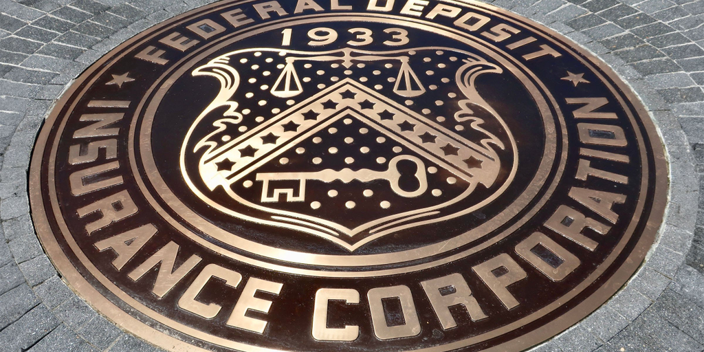 Professional-Crypto Lawyer Deaton Requires Congressional Probe Into FDIC Exercise – Decrypt