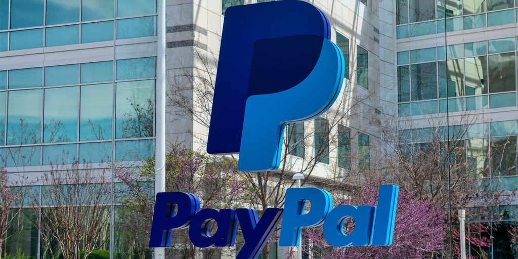 PayPal Shares First PYUSD Report as Stablecoin Market Fades to 1 Billion