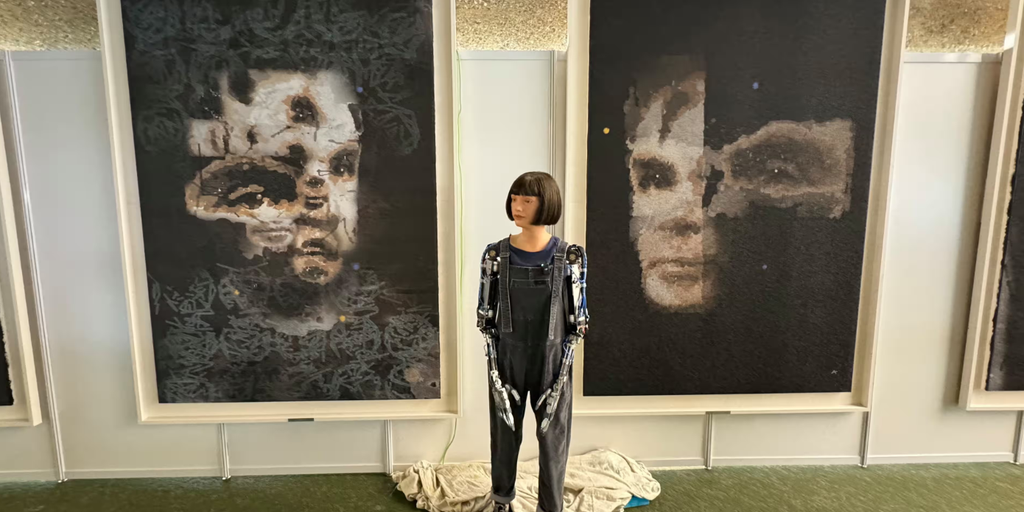 AI Robot Artist’s Turing Portrait Fetches .1 Million at Sotheby’s