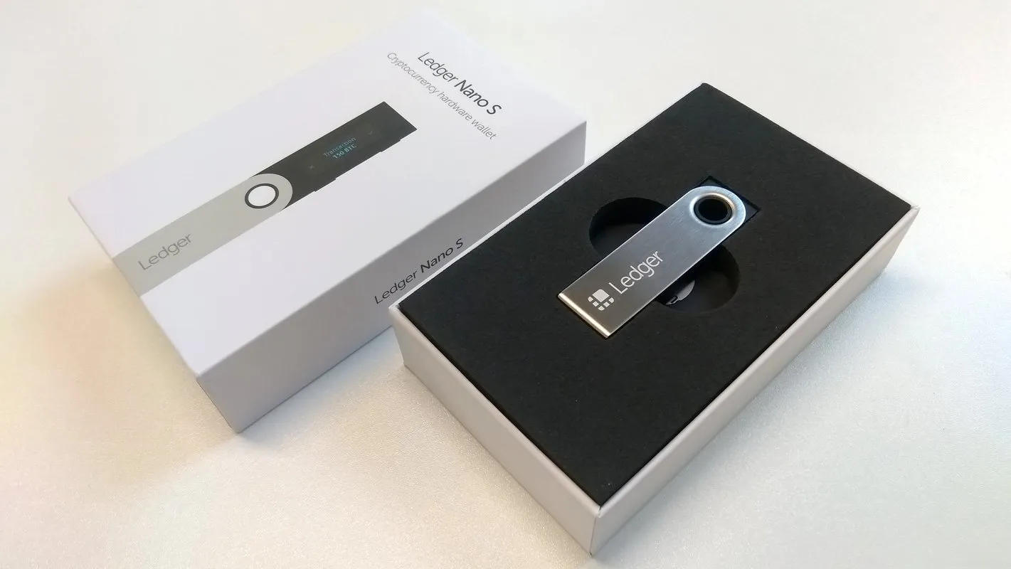 Ledger Nano S hardware wallet