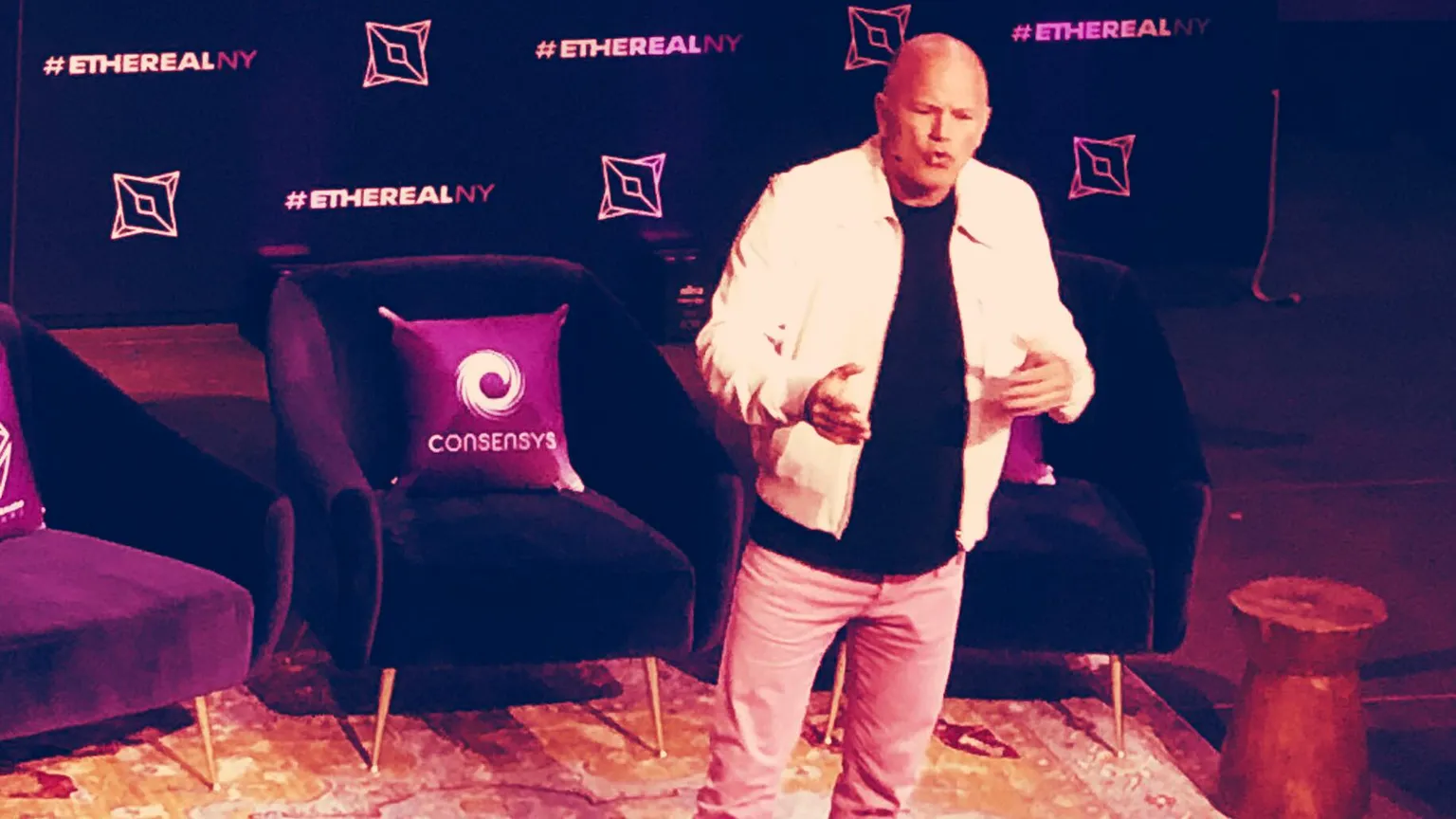 El CEO de Galaxy Digital Mike Novogratz hablando en Ethereal en 2019. Imagen: Descifrar.