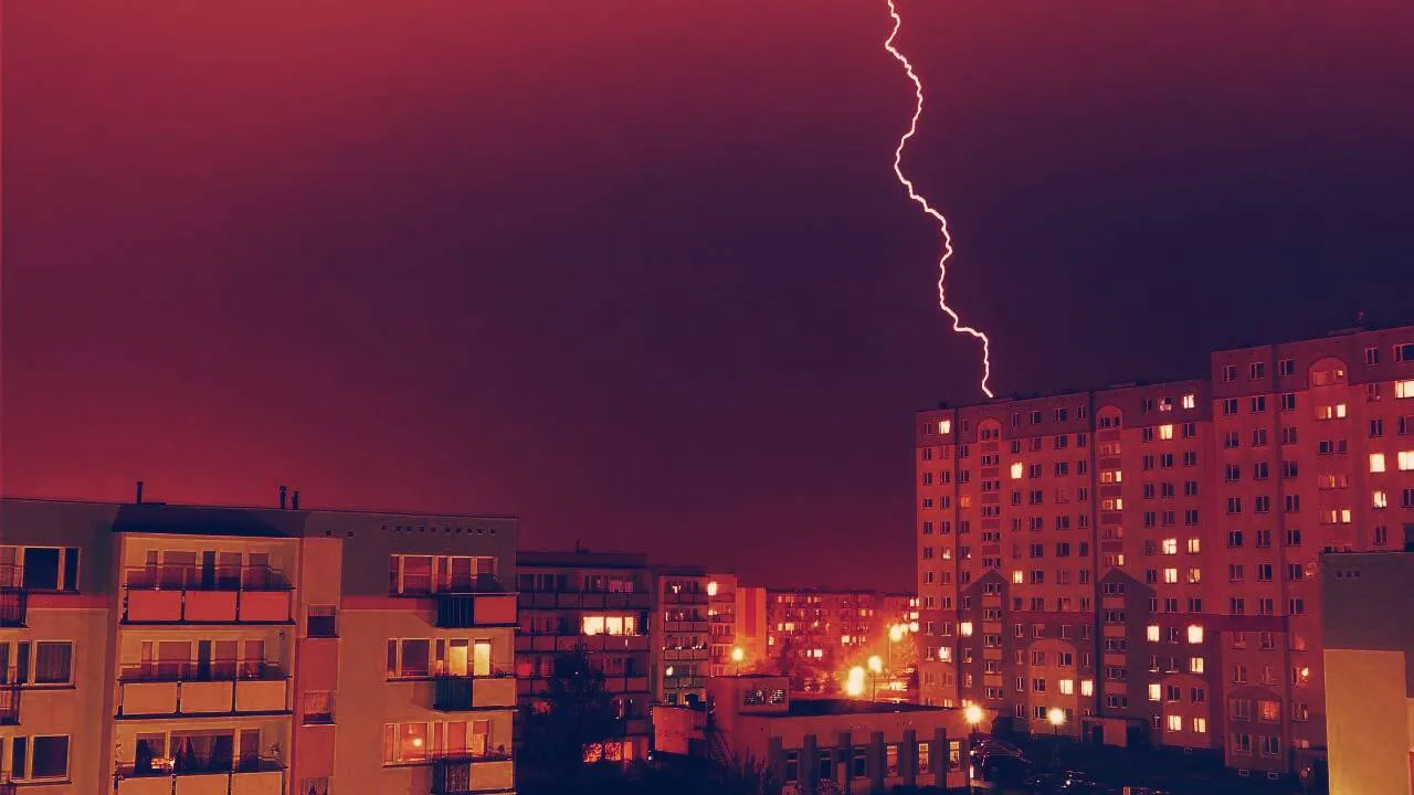 Lightning strike on building