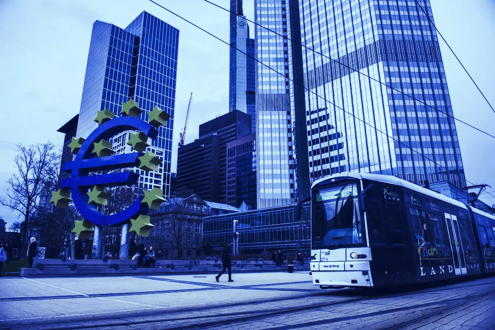El Banco Central Europeo sigue examinando la idea de construir su propia moneda digital. Imagen: Shutterstock.