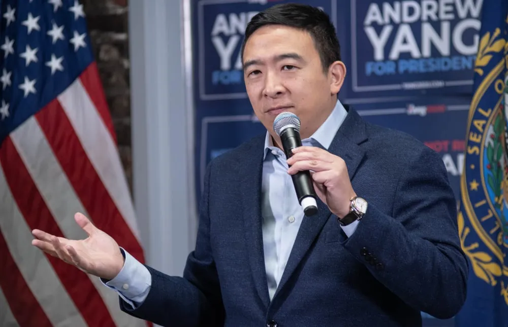 Andrew Yang continues to talk about Bitcoin