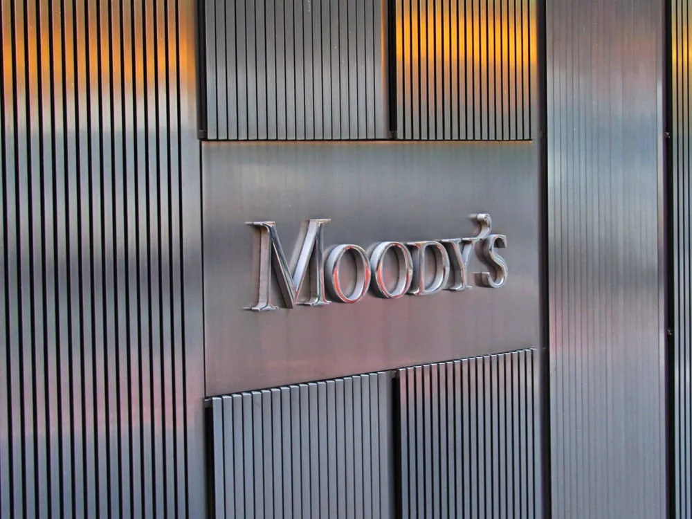 Moody's confirms credit rating