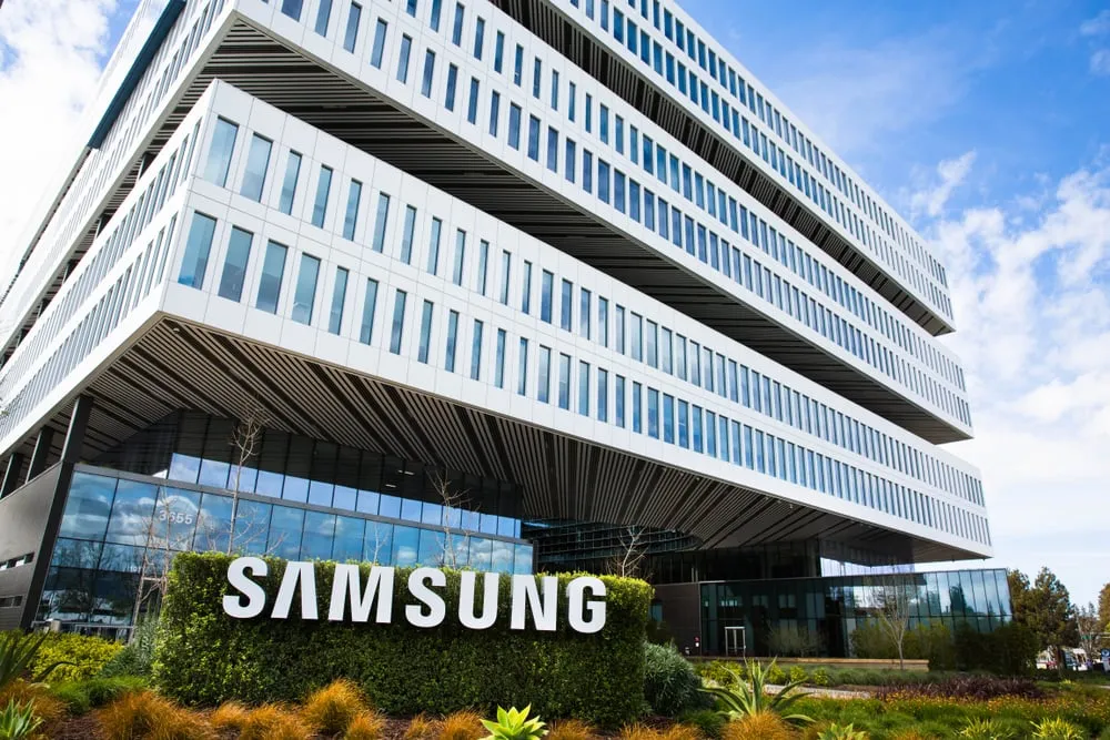 Samsung makes crypto investment