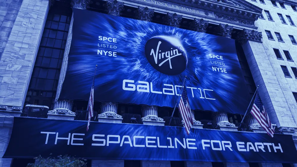Virgin Galactic espera comenzar los vuelos comerciales este año. Imagen: Shutterstock.