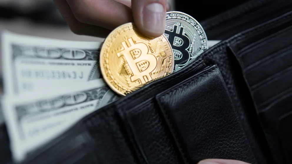 Banco integra una wallet de Bitcoin