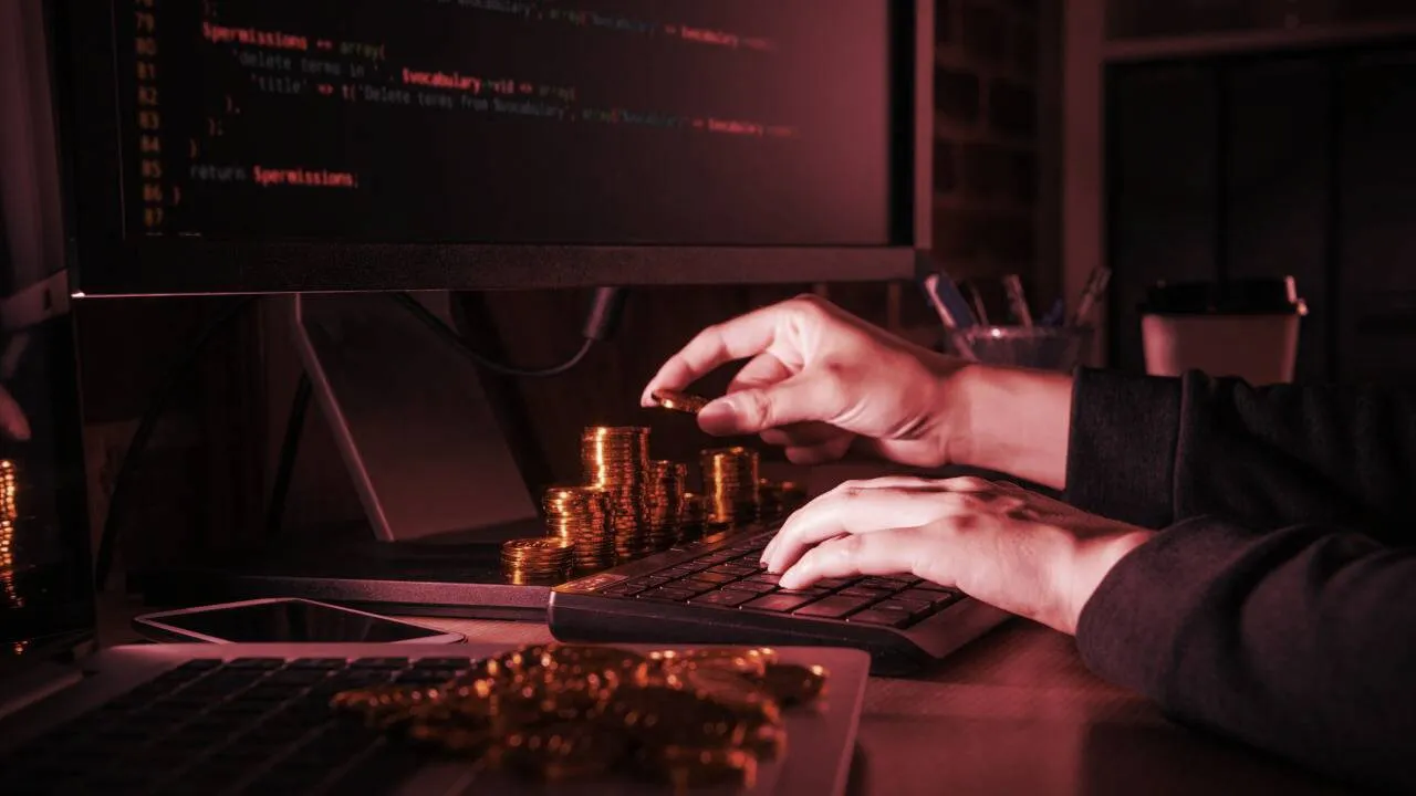 Los ataques de hacking son un problema persistente para la industria de las criptomonedas. Imagen: Shutterstock