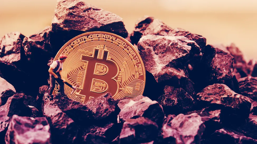 Los mineros de Bitcoin vuelven a la red después de un éxodo repentino. Imagen: Shutterstock.
