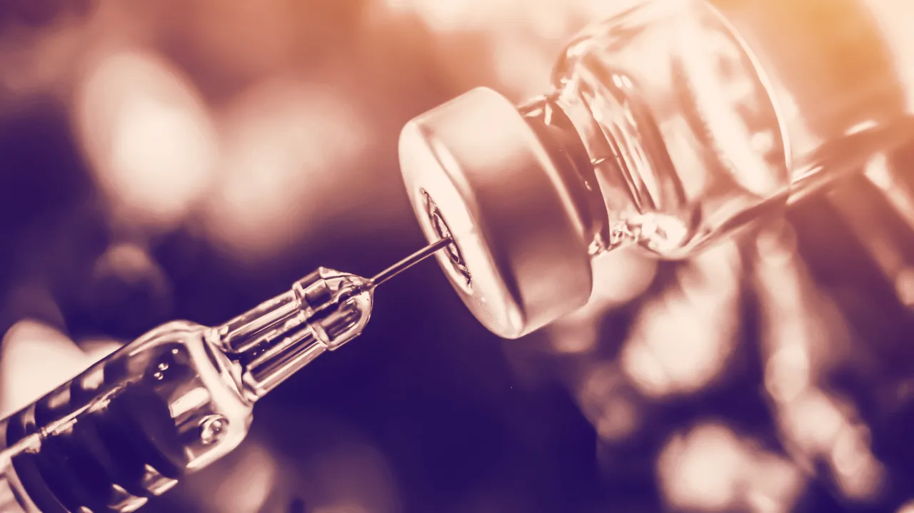 Blockchain tech can be used to safely distribute COVID vaccines. Image: Shutterstock