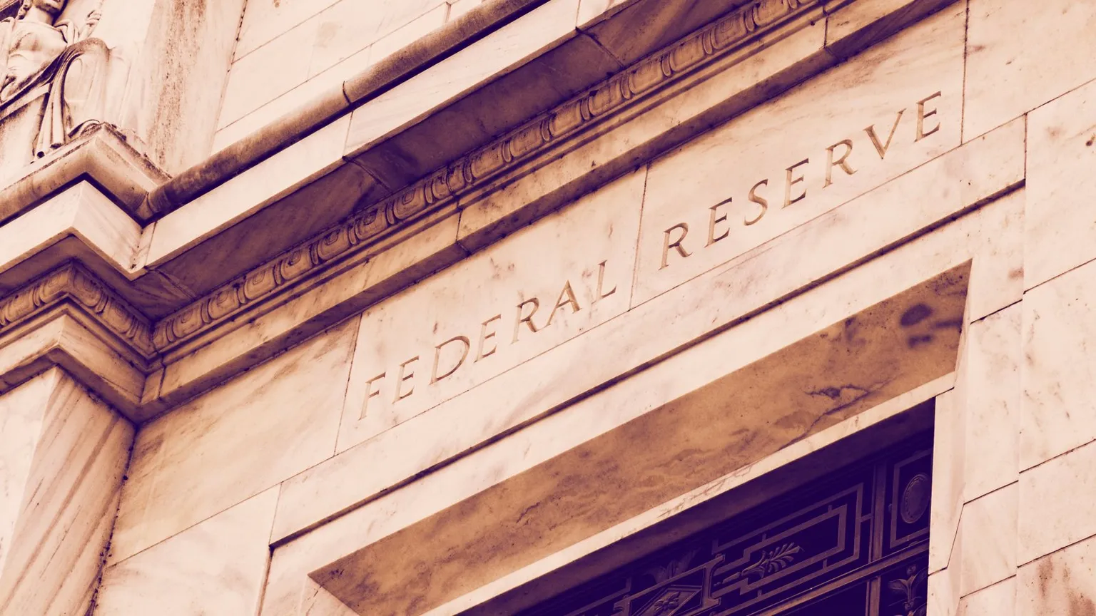 Fed buys up to $750 billion worth of ETFs. Image: Shutterstock