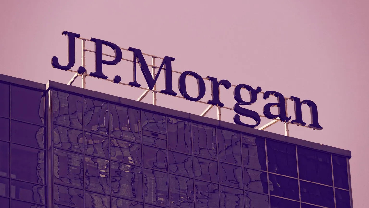 The subsidiary of JP Morgan has returned money to investors after it overcharged them for buying crypto. Image: Shutterstock