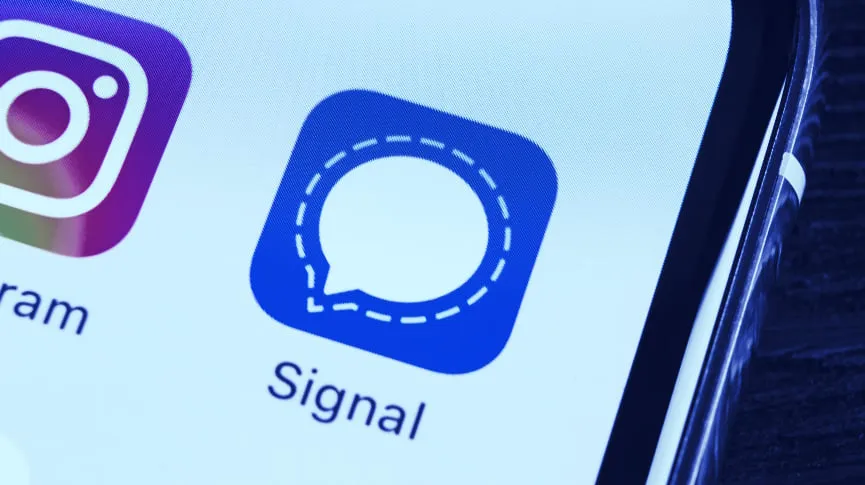 Signal es una aplicación de mensajería centrada en la privacidad. Imagen: Shutterstock