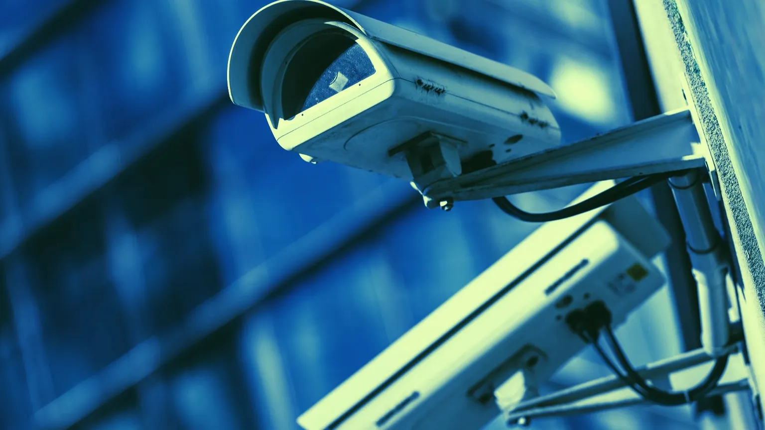 Ripple co-founder spends $4 million on a surveillance system for San Francisco. Image: Shutterstock