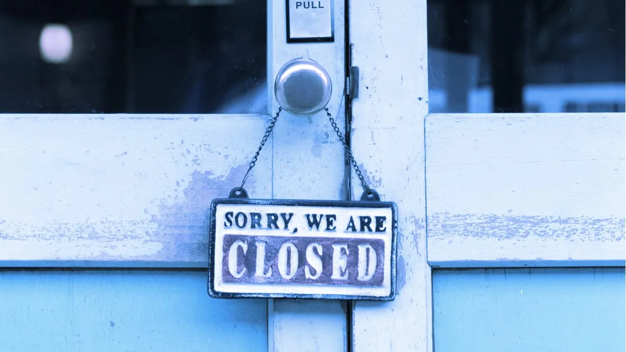 Closed sign. Image: Shutterstock