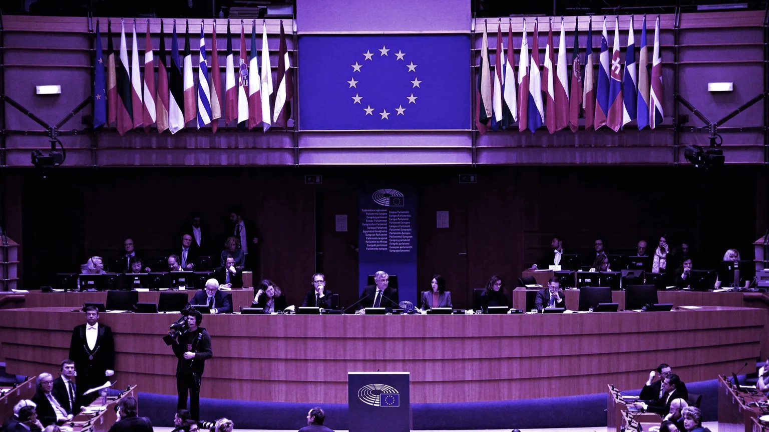 Una reunión del Parlamento Europeo en curso. Imagen: Shutterstock