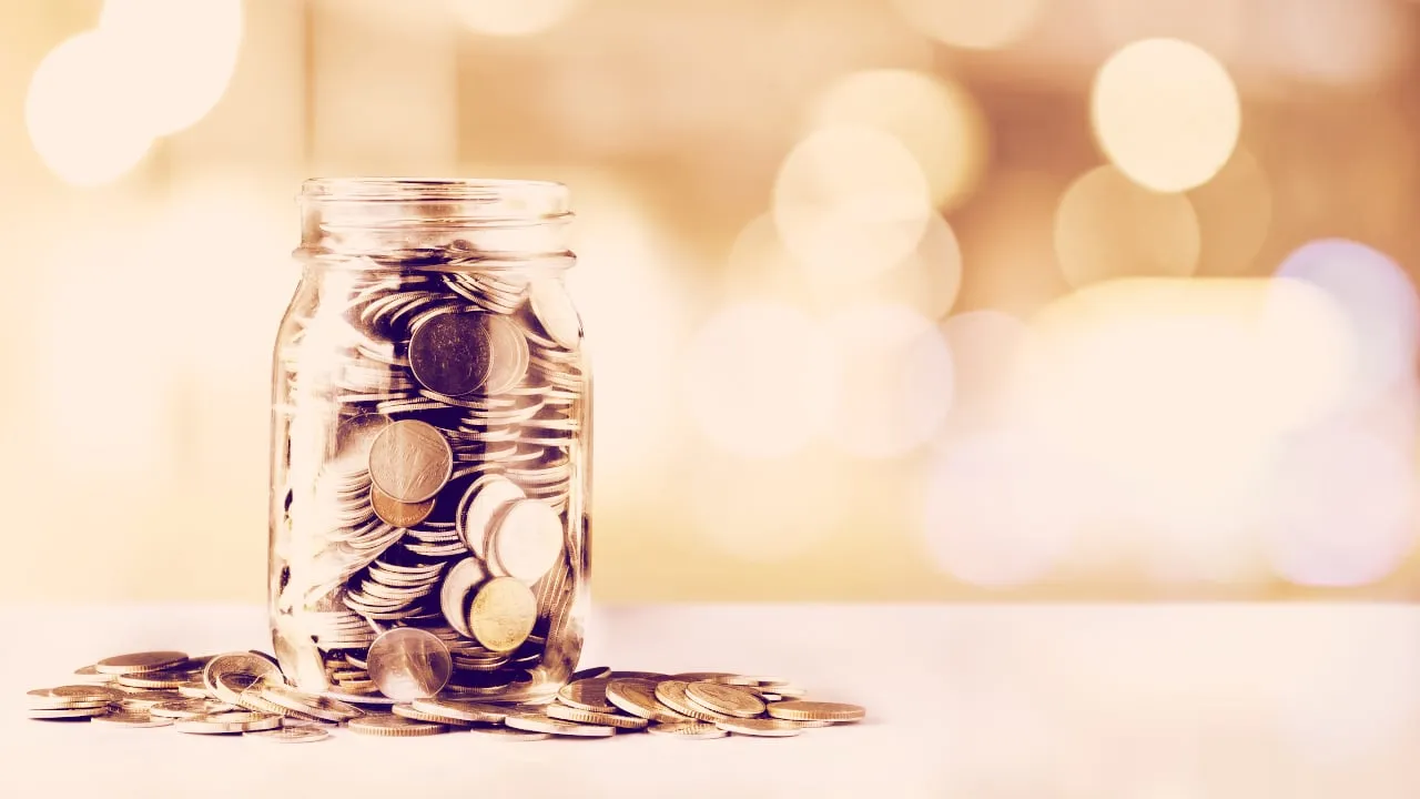 Crypto startups are raising big money again. Image: Shutterstock
