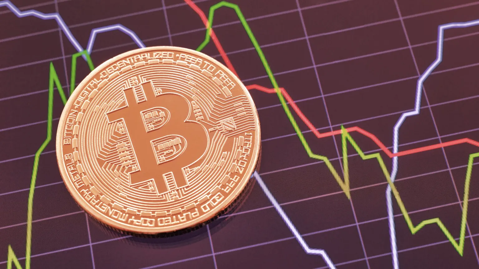 Bitcoin has been stuck in the red all year, struggling to stay on the upswing. Image: Shutterstock