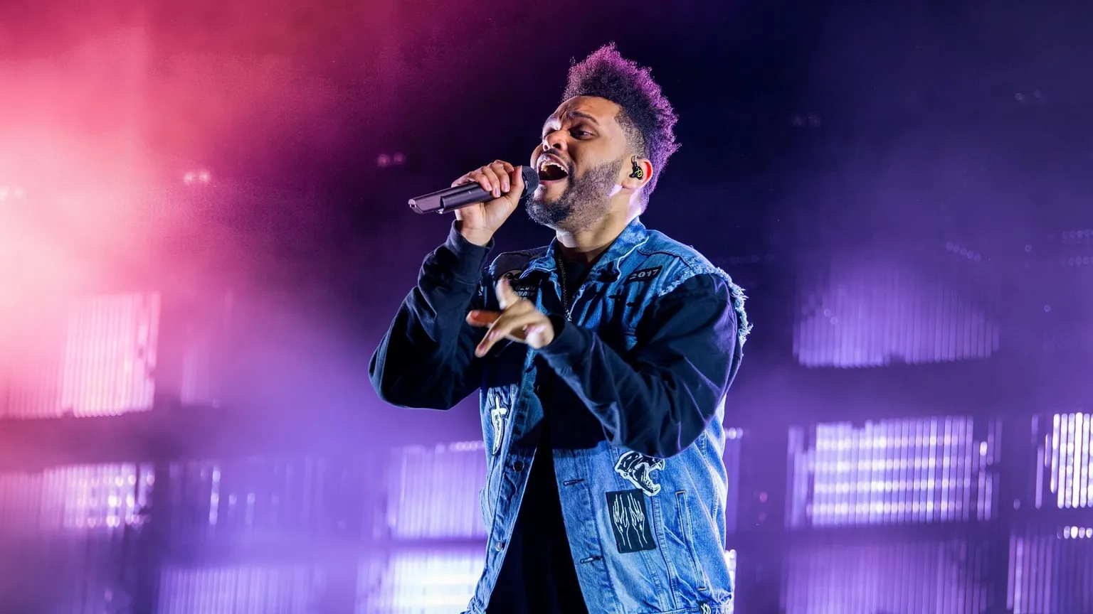 The Weeknd es un cantante y compositor canadiense. Imagen: Shutterstock