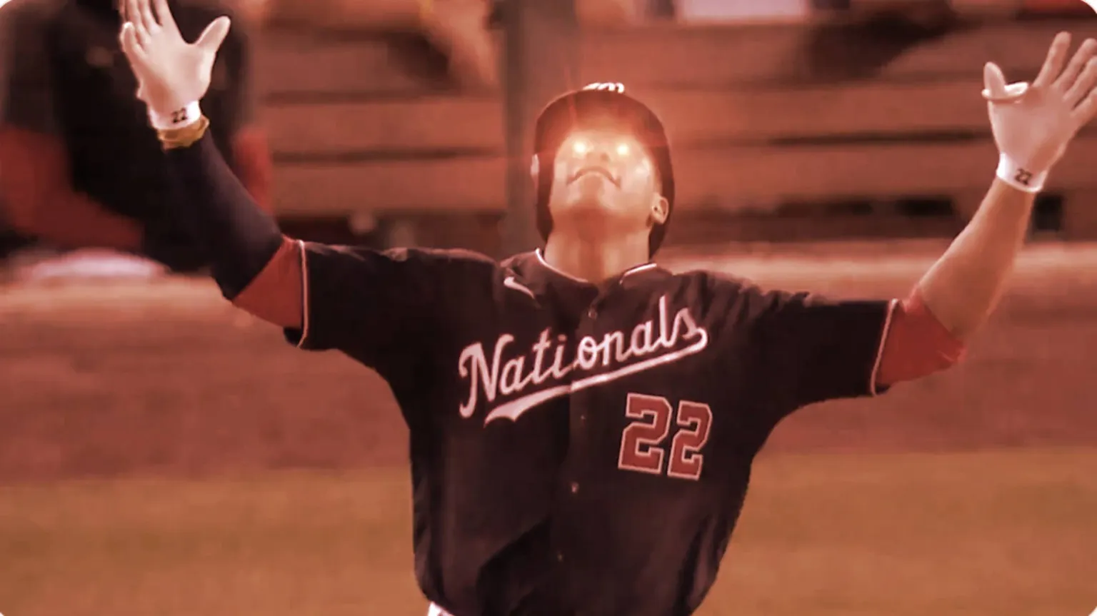 Juan Soto con ojos láser de Bitcoin en un nuevo vídeo promocional de la MLB y FTX (vía MLB en Twitter)