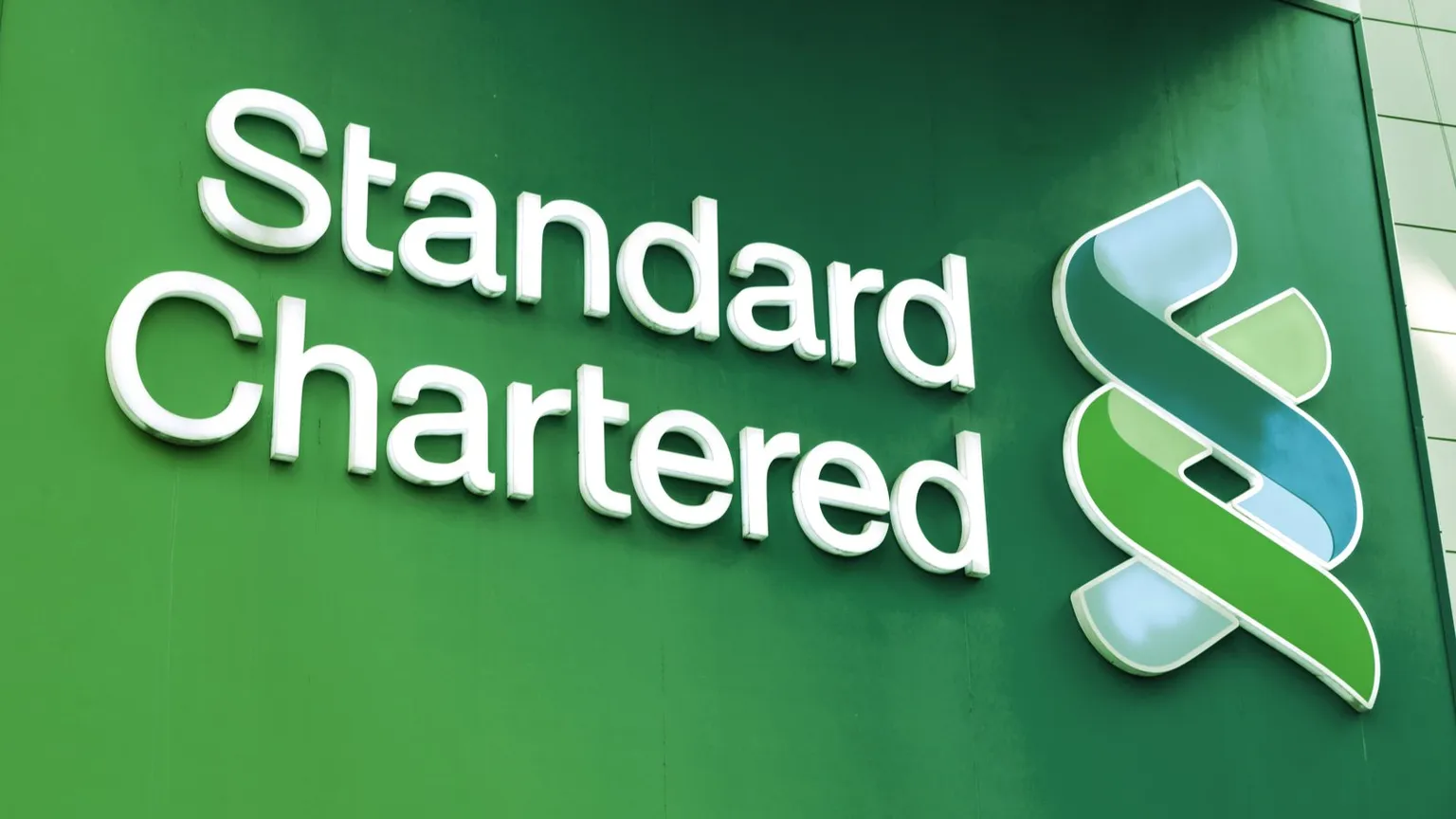 Despite having a base in the UK, the Standard Chartered does not offer retail banking services in Britain. Image: Shutterstock.