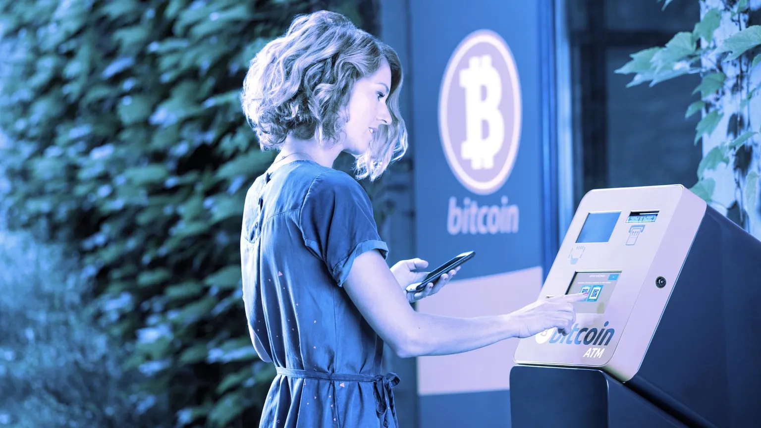 Cajero automático de bitcoin. Imagen: Shutterstock