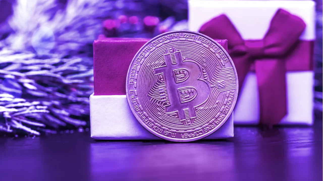 Bitcoin present. Image: Shutterstock