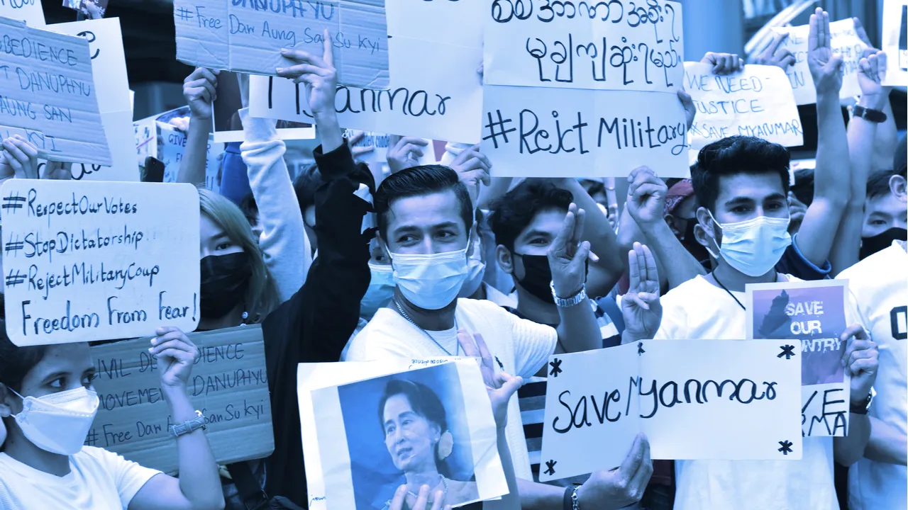 Protestantes en Myanmar. Image: Shutterstock