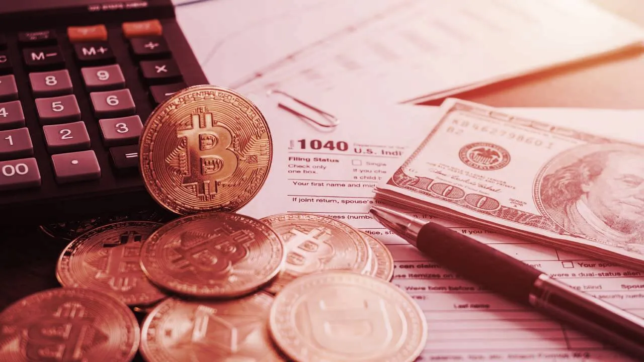 Crypto taxes. Image: Shutterstock