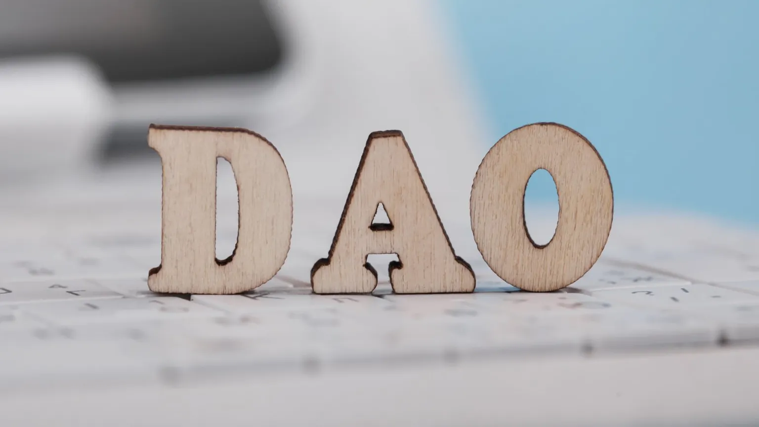 A DAO is a decentralized autonomous organization. Image: Shutterstock.