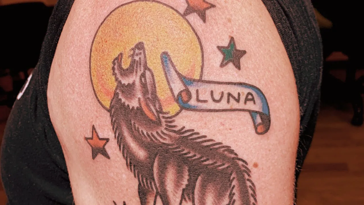 El tatuaje LUNA de Mike Novogratz. Imagen: Mike Novogratz/Twitter