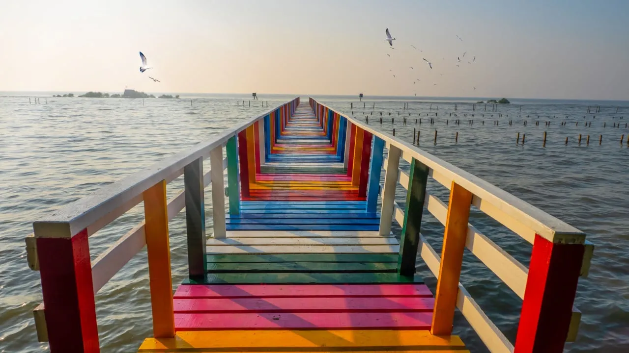 El puente Rainbow es un puente de criptomonedas entre Near y Ethereum. Imagen: Shutterstock.