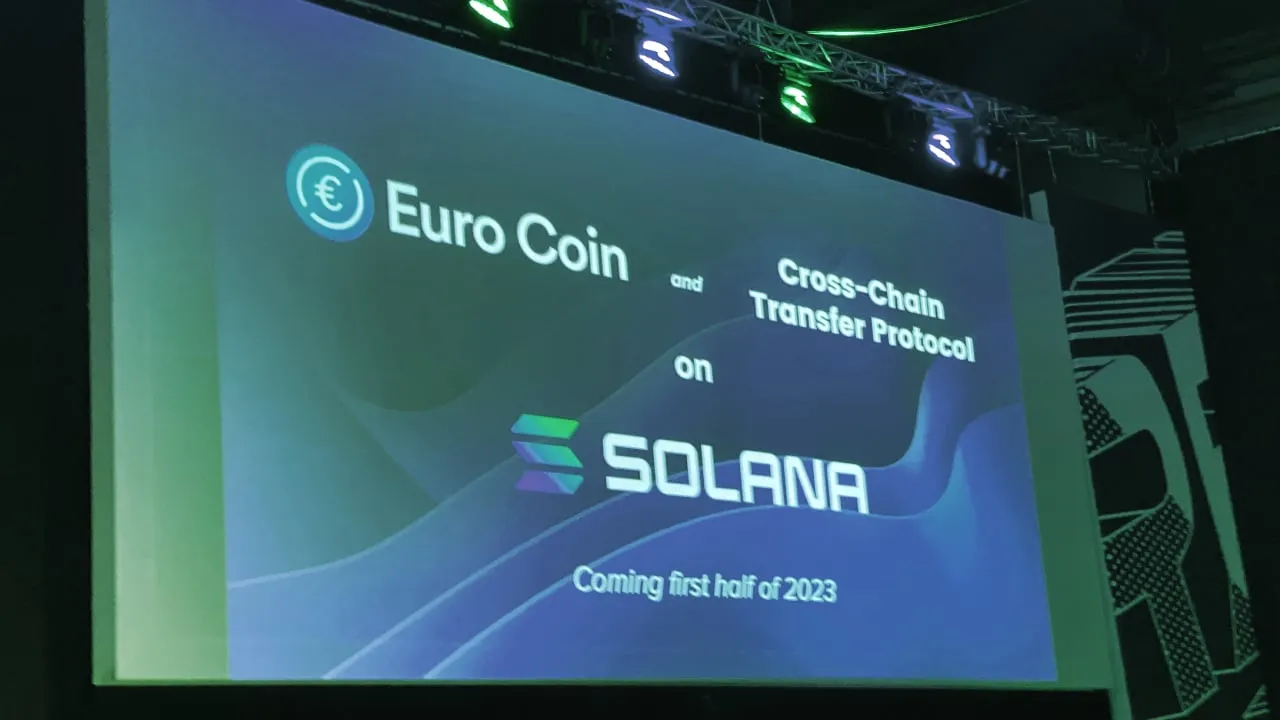 Circle's Euro Coin is launching on Solana. Image: Stephen Graves/Decrypt