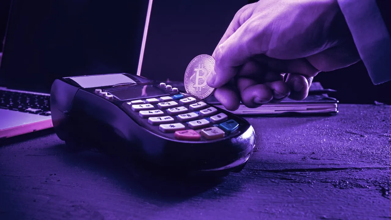 Crypto payments. Image: Shutterstock