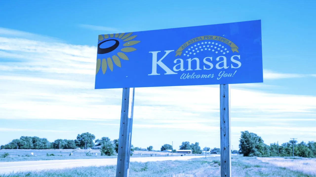 Kansas legislators are looking to cap how much crypto can be donated to political campaigns. Image: Shutterstock.