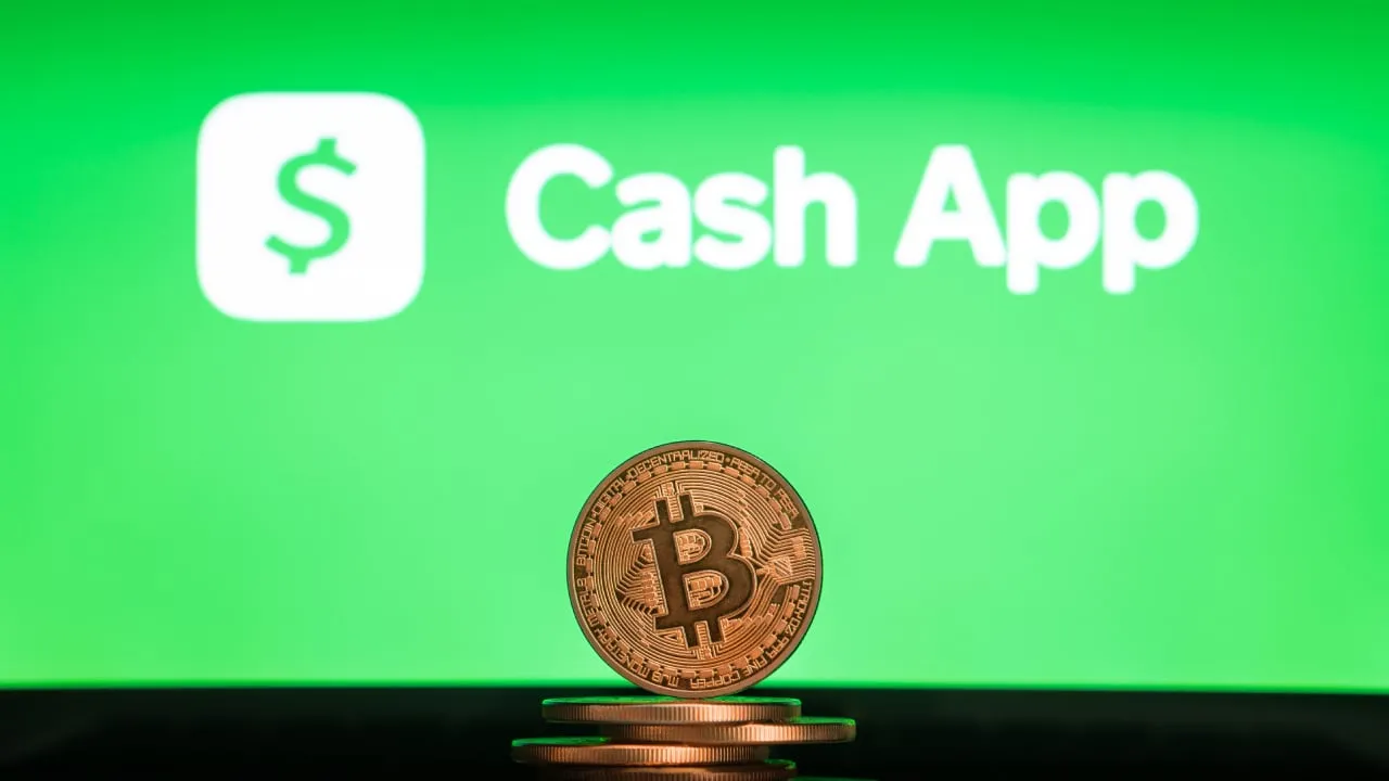 Bitcoin and Cash App. Image: Shutterstock
