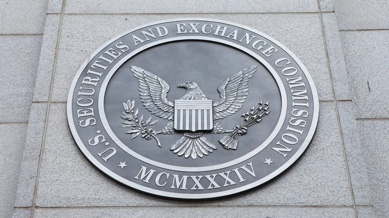 SEC Acknowledges Bitwise’s Spot XRP ETF Filing Adding to a Crowded List