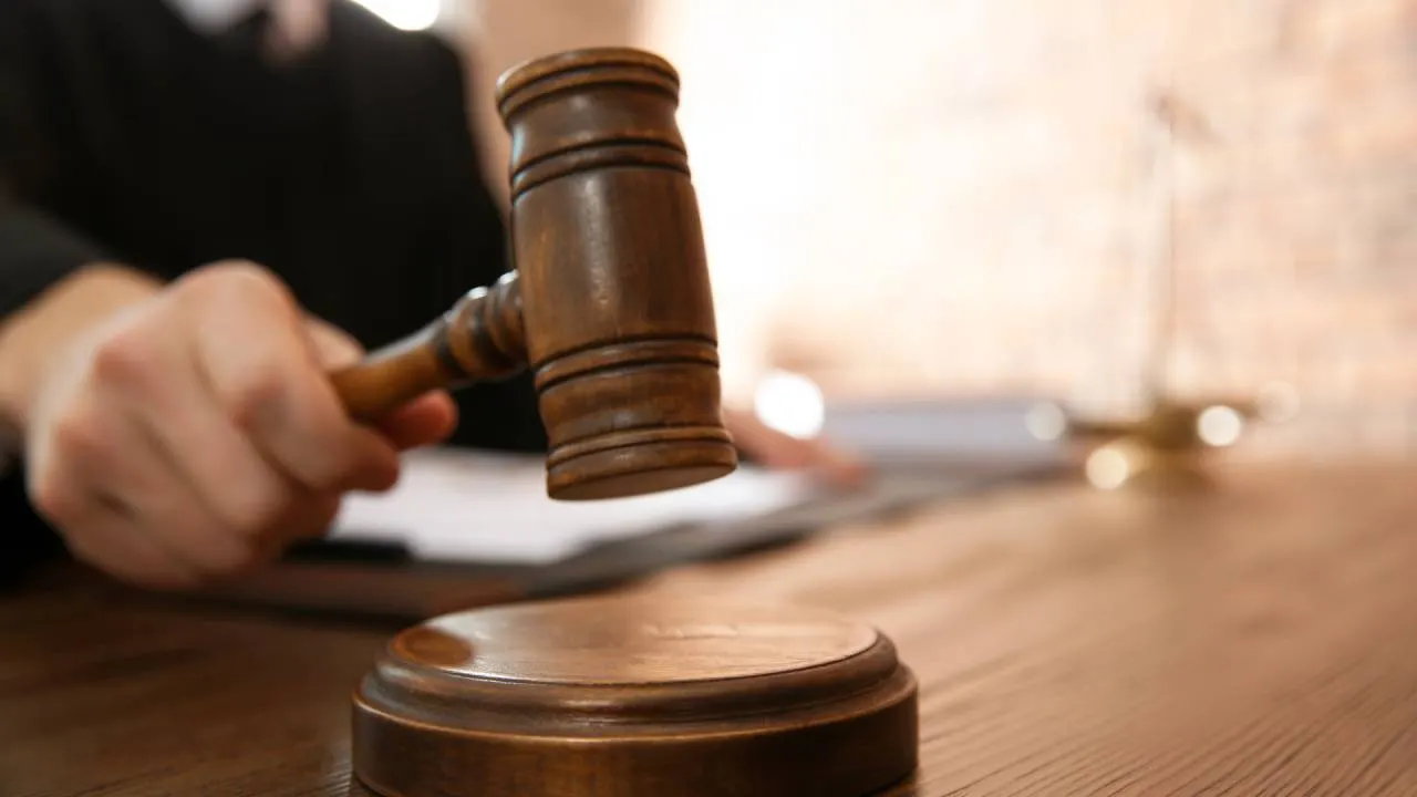 佛罗里达州男子因暴力入室盗窃比特币被判入狱 47 年