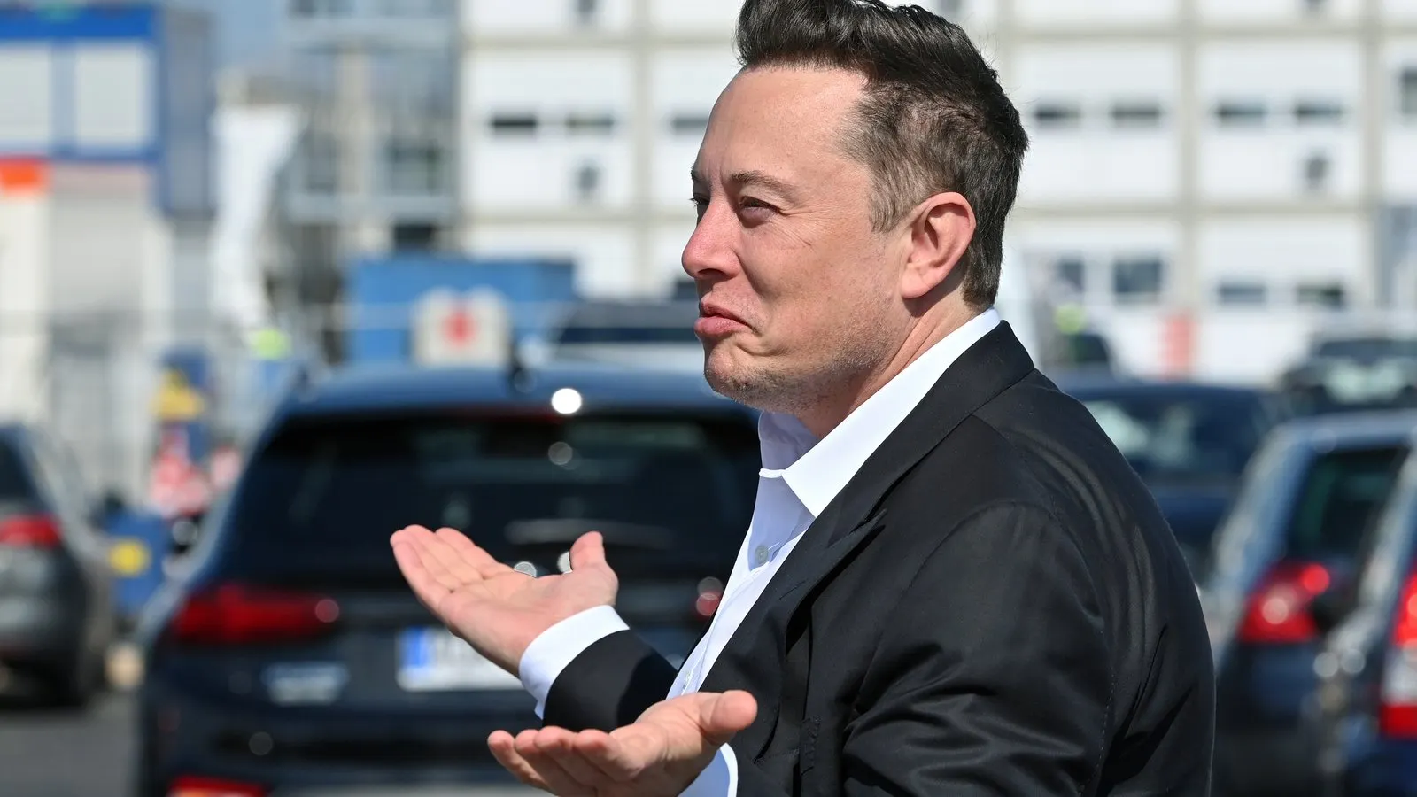 Elon Musk's Tesla Just Moved $765 Million in Bitcoin to Unknown Wallets