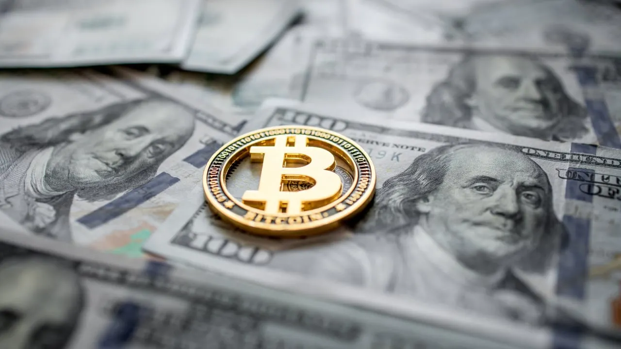 Why Bitcoin Could Benefit as a Potential Recession Looms